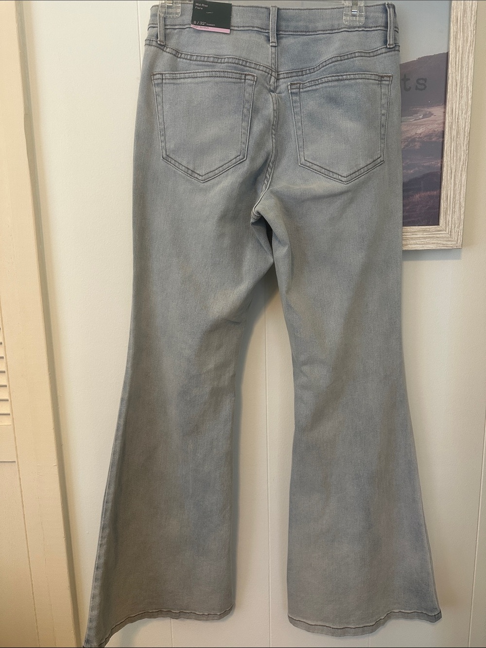 NWT Size 8 wild fable Light Wash Mid-Rise Flare Jeans - Picture 6 of 6